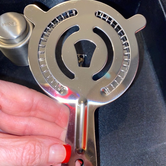 4 Bar tools: strainer, pourer, aerator, stopper - Picture 3 of 13